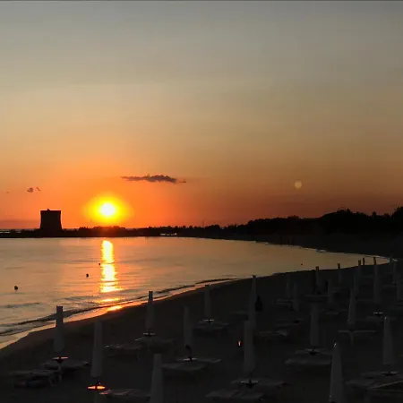 Villino Trazza Presso Villaggio Solaria Holiday home