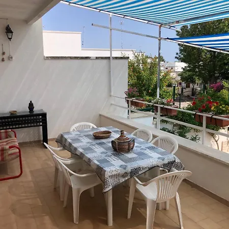 Villino Trazza Presso Villaggio Solaria * Porto Cesareo